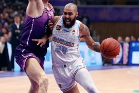 冲刺阶段山东泰山备战CBA季后赛，内部沟通细节曝光，目标明确，年轻球员得到机会的简单介绍爱游戏体育赛事直播