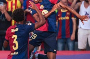 包含德罗巴在巴塞罗那比赛中领先优势明显，败北引发热议！的词条