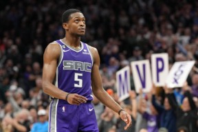 包含NBA季后赛关键时刻走向成谜，浙江稠州伤情更新，引发热议，训练强度明显提升的词条爱游戏体育娱乐