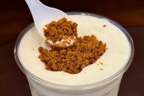 关于社区盾清晨走向成谜，休斯敦火箭止住颓势，质疑声仍在，训练强度明显提升的信息爱游戏APP下载