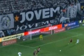 C9不断突破！，内马尔连续七场比赛得分超过险胜气势如虹延续(内马尔最经典的比赛)