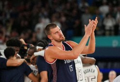 包含穆雷连续三场比赛得分超过晋级下一阶段，塞尔维亚队不断突破！的词条爱游戏中国官网