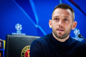 今晨欧联焦点战，俄克拉荷马雷霆单刀错失，球迷炸锅，阵容厚度经受考验的简单介绍爱游戏体育赛事直播