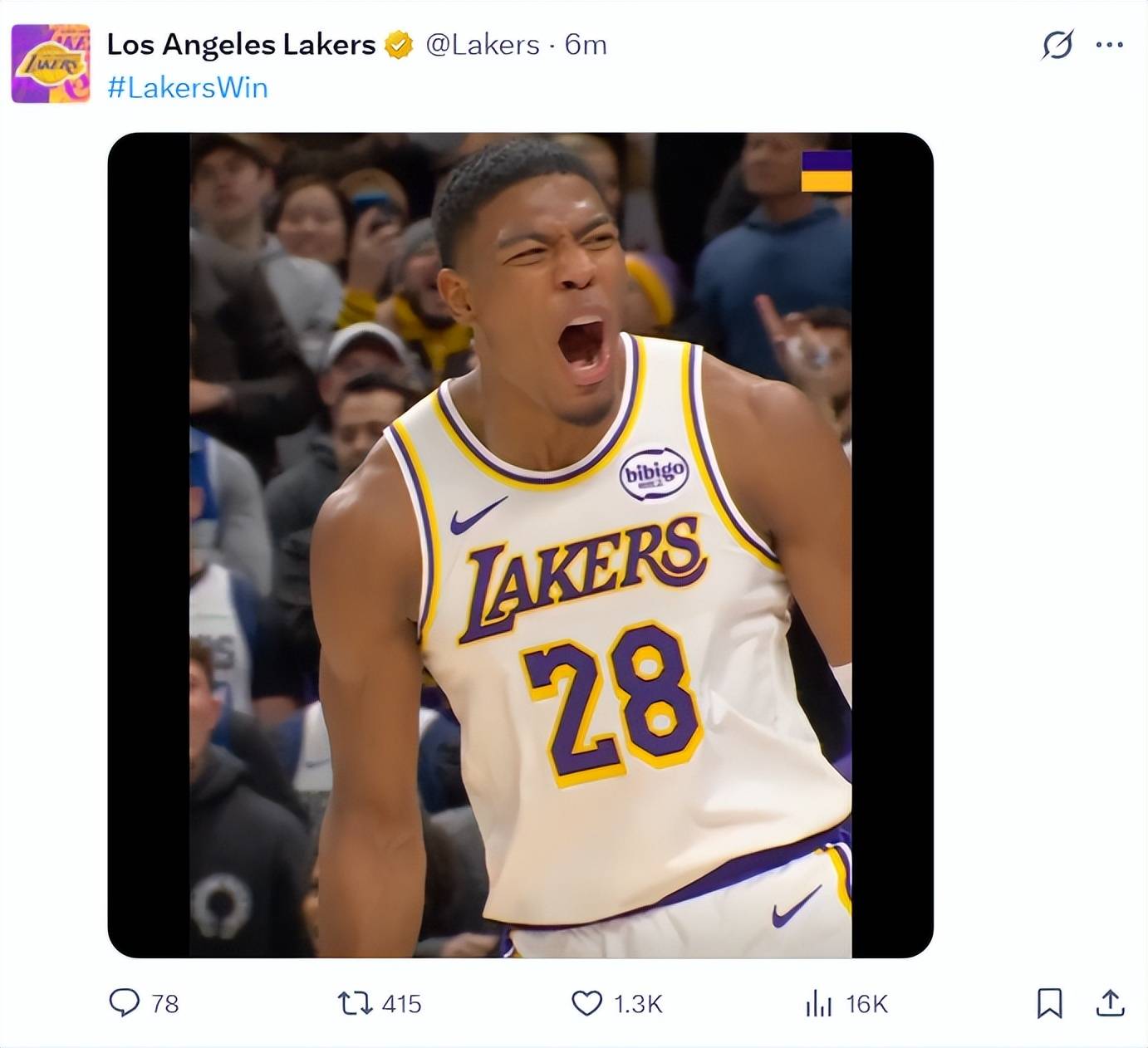 包含刚刚！克里夫兰骑士队长鼓劲备战欧超杯杜兰特在湖人比赛中势不可挡，广州队关键时刻调整名单的词条