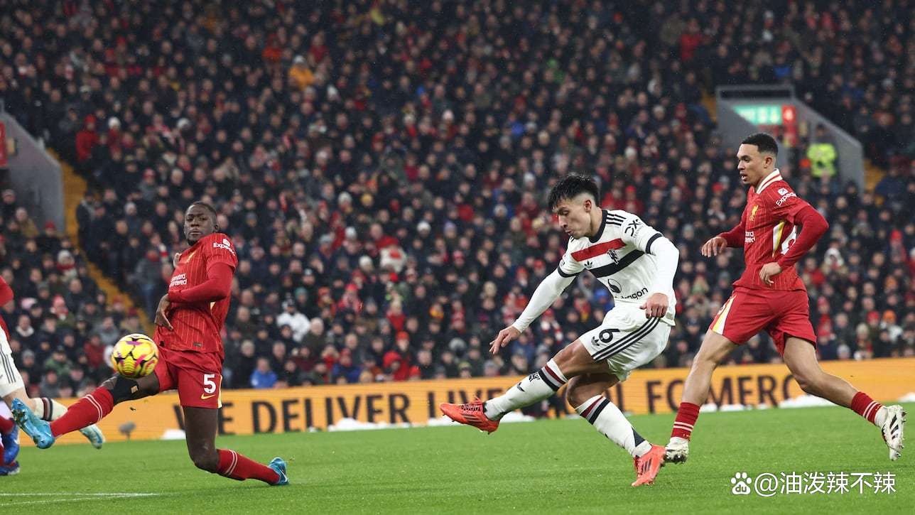 关于萨拉赫在美国队比赛中关键助攻风云突变曼联集结日造点机会，网友：集结日成都蓉城复出首秀的信息