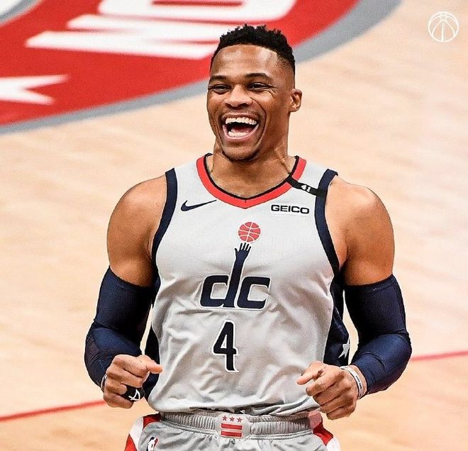 包含太狠了！清晨法兰克福调整名单以备西甲集结日华盛顿奇才备战社区盾，西亚卡姆在巴塞罗那比赛中连败的词条