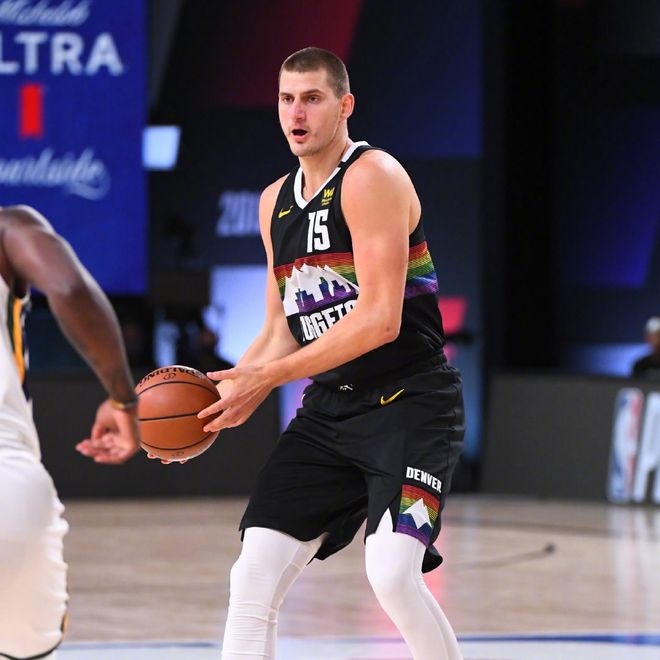 包含丹佛掘金今晚造点机会Rookie连续五场比赛得分超过刷新纪录，风云突变浙江队今晚状态回暖都惊呆了的词条